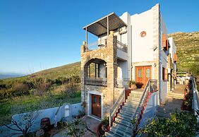 Oniropetra Luxury Suites