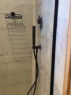 Oniropetra Luxury Suites