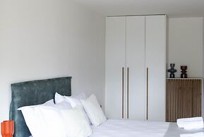 Oniropetra Luxury Suites