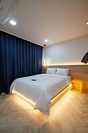 SOUNDS HOTEL