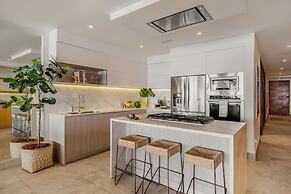 Indah Puerto Vallarta