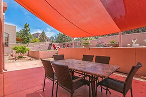 Beautiful Sedona Home, Redrock Views, Hot Tub and Free Bike by RedAwni