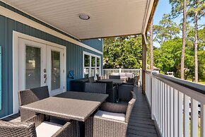 Blue Haven - 1414 Oleander 4 Bedroom Home by RedAwning