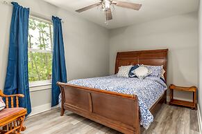 Blue Haven - 1414 Oleander 4 Bedroom Home by RedAwning