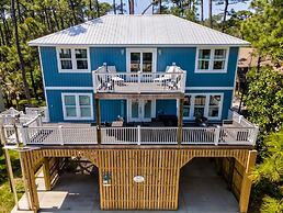 Blue Haven - 1414 Oleander 4 Bedroom Home by RedAwning