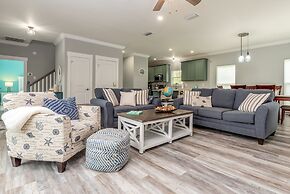 Blue Haven - 1414 Oleander 4 Bedroom Home by RedAwning