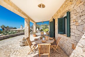 3248 Stone Hill House by Barbarhouse