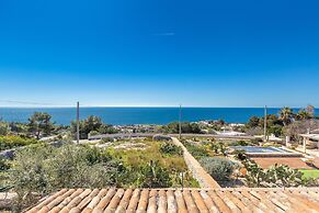 3248 Stone Hill House by Barbarhouse