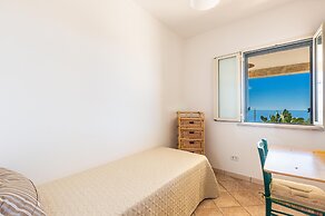 3248 Stone Hill House by Barbarhouse