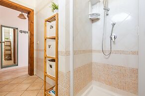 3248 Stone Hill House by Barbarhouse