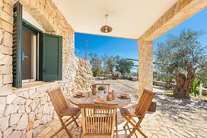 3248 Stone Hill House by Barbarhouse