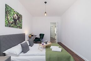 Slusarska Apartment Cracow by Renters