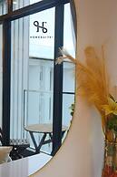 Homesuite' Home at The Shore KK