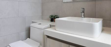 Homesuite' Home at The Shore KK