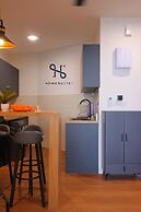 Homesuite' Home at The Shore KK