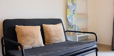 Homesuite' Home at The Shore KK