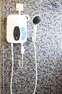 Homesuite' Home at The Shore KK