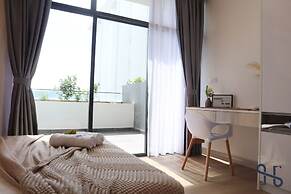 Homesuite' Home at The Shore KK