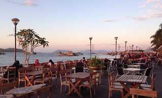 Homesuite' Home at The Shore KK