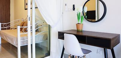 Homesuite' Home at The Shore KK