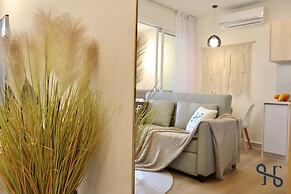 Homesuite' Home at The Shore KK