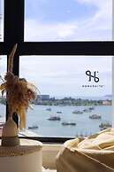 Homesuite' Home at The Shore KK