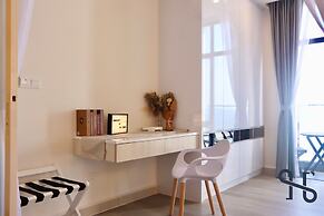 Homesuite' Home at The Shore KK