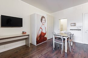 Dolcevita Suite by Mmega