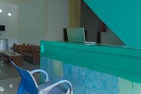 OYO 92377 Wisma Melyro Syariah Near Yamaha - Thamrin Brothers Cabang M