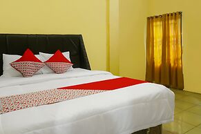 OYO 92377 Wisma Melyro Syariah Near Yamaha - Thamrin Brothers Cabang M