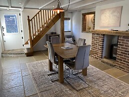 Blacksmiths Cottages