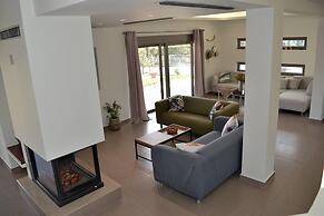 Home21-elegant Spacious Villa-5 min From the Beach