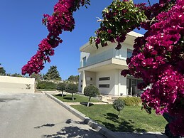 Home21-elegant Spacious Villa-5 min From the Beach