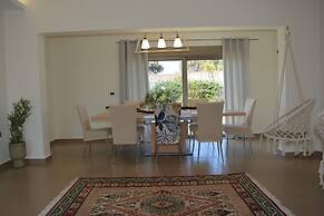 Home21-elegant Spacious Villa-5 min From the Beach
