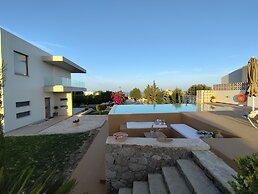 Home21-elegant Spacious Villa-5 min From the Beach