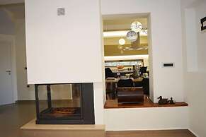 Home21-elegant Spacious Villa-5 min From the Beach