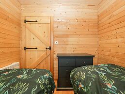 The Lodge at Crossroads Farm