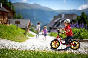 Berg- & Erlebnis-Resort MarktlAlm - Chalets & Lodges