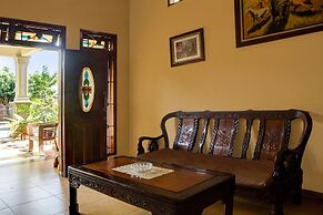 OYO 92430 Anora Homestay