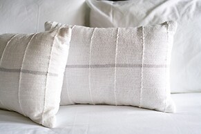 The Luckman Apartments by Barsala