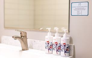 The Luckman Apartments by Barsala