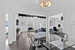 Casa Sofia 4 Bedroom Luxury Home & Pool