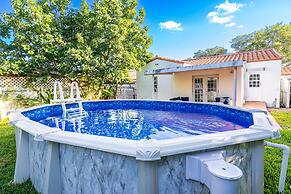 Casa Sofia 4 Bedroom Luxury Home & Pool