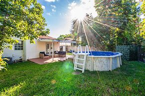 Casa Sofia 4 Bedroom Luxury Home & Pool