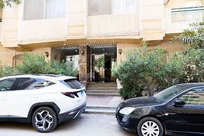 Oak Orchid Opulent 2 BR Apartment with Walk-in Closet
