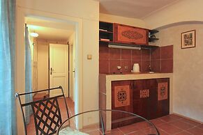 Cool 1 Bedroom Prokopska Apartment in Mala Strana
