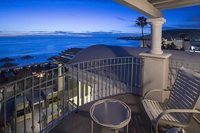 Sunset Cove Villas in Laguna Beach