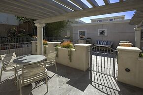 Sunset Cove Villas in Laguna Beach