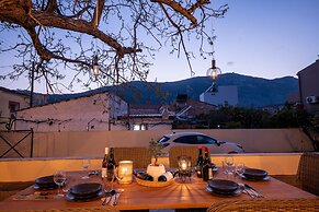 Walnut Tree Villa Ano Archanes-10km From Heraklion