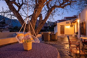 Walnut Tree Villa Ano Archanes-10km From Heraklion